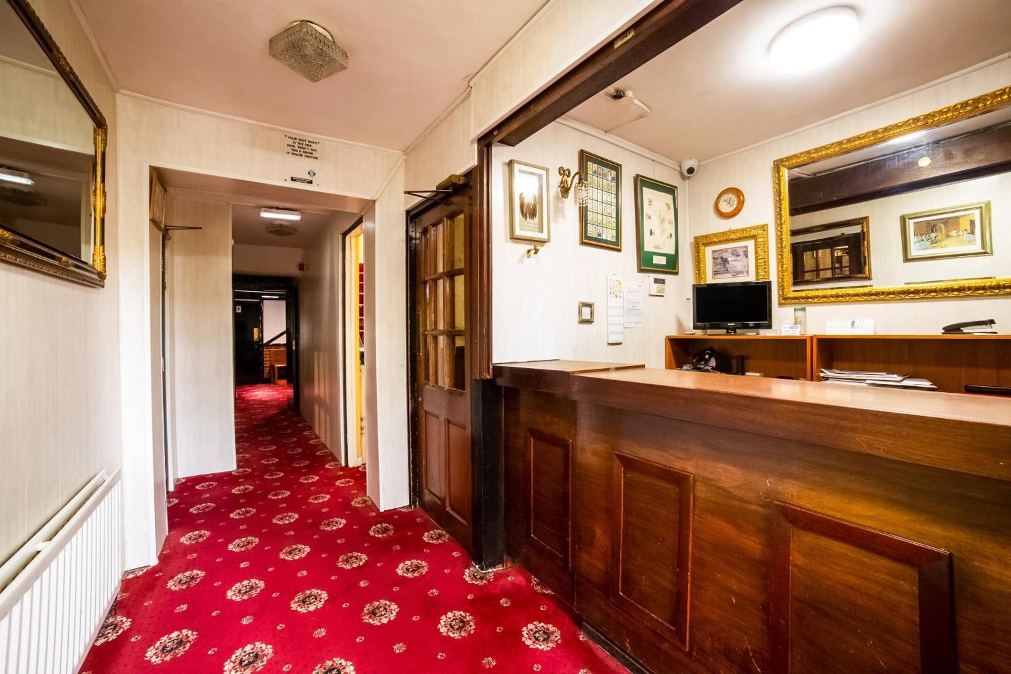 Oyo The Royal Hotel Dunston  Exterior foto